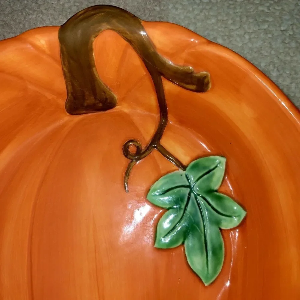 Plentiful Pantry Pumpkin pie dish  ^